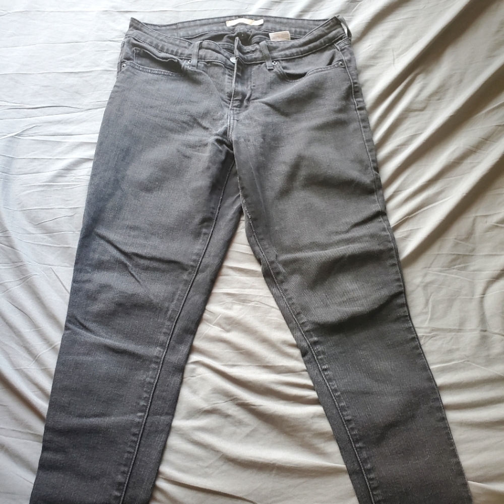 Levi's 711 skinny jeans
